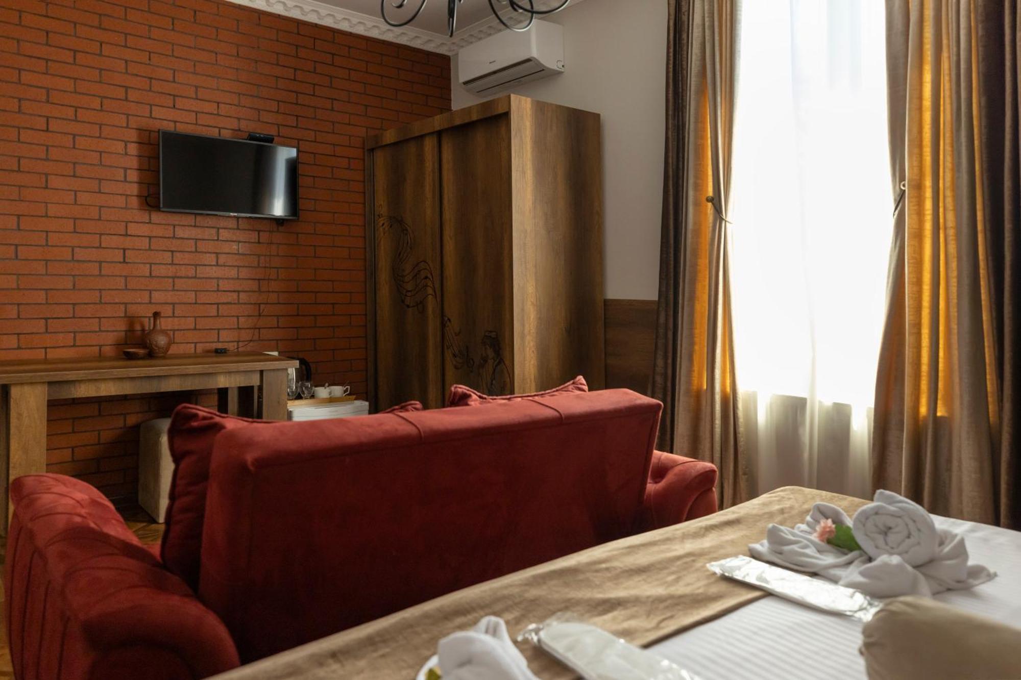 Hestia Boutique Hotel Ґорі Екстер'єр фото