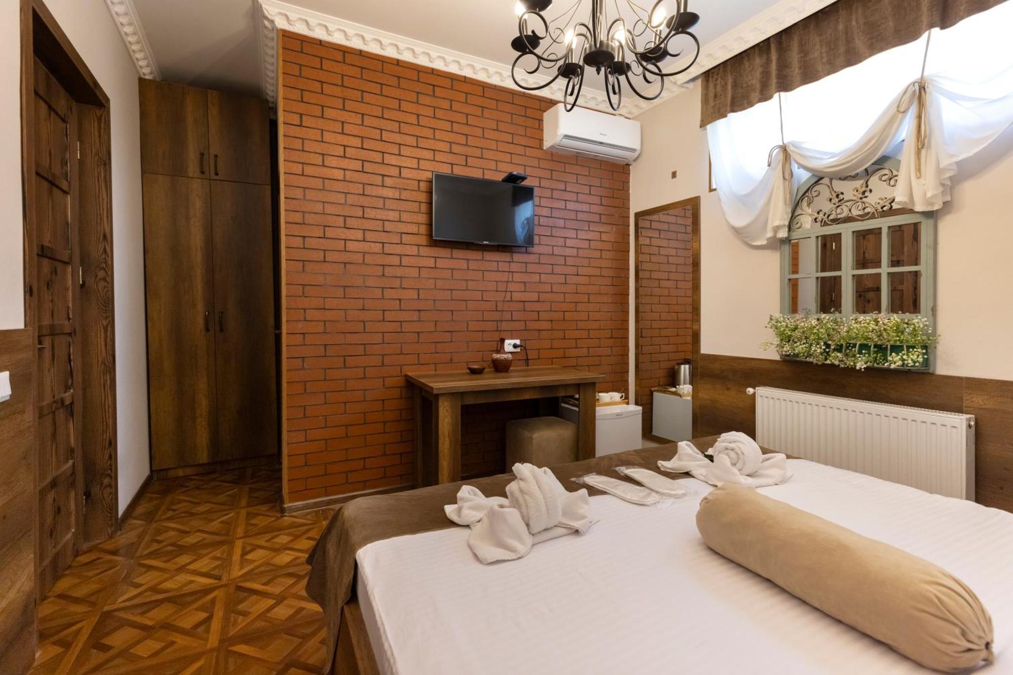 Hestia Boutique Hotel Ґорі Екстер'єр фото