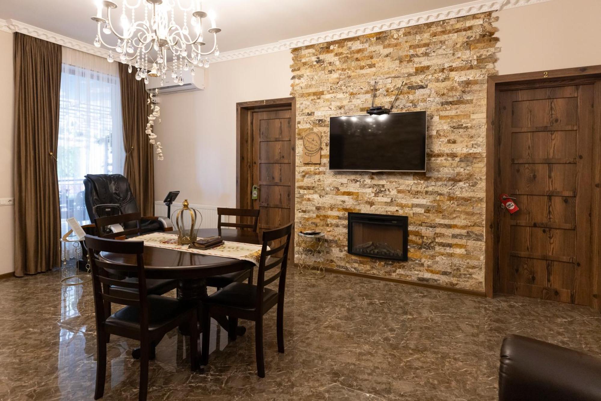 Hestia Boutique Hotel Ґорі Екстер'єр фото