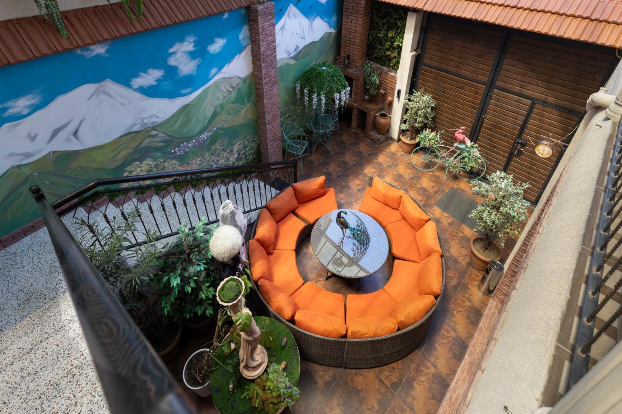 Hestia Boutique Hotel Ґорі Екстер'єр фото